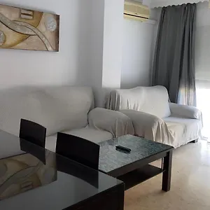 piso-bien-ubicado-y-acogedor.hotelsinnerja.org/